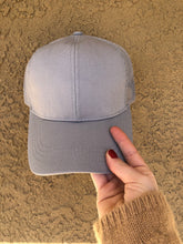 Load image into Gallery viewer, Solid Ponytail Baseball Cap
